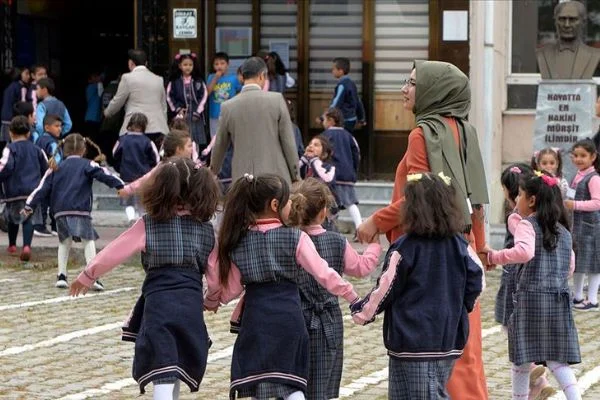 MEB'den 18 milyon öğrenciye etkinliklerle dolu ilk ara tatil modeli