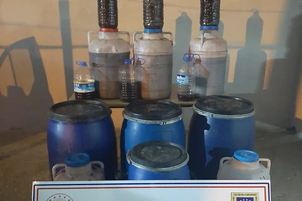 Mersin'de 475 litre sahte şarap ele geçirildi