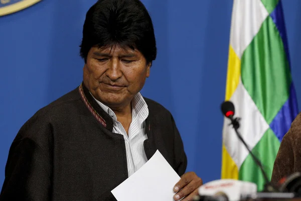 Morales: Genelkurmay Başkanı Kaliman'ın ihaneti karşısında hayrete düştüm