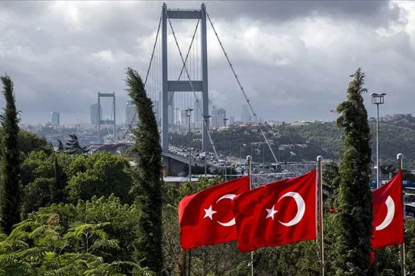OECD Türkiye'nin 2019 ve 2020 büyüme beklentisini yükseltti