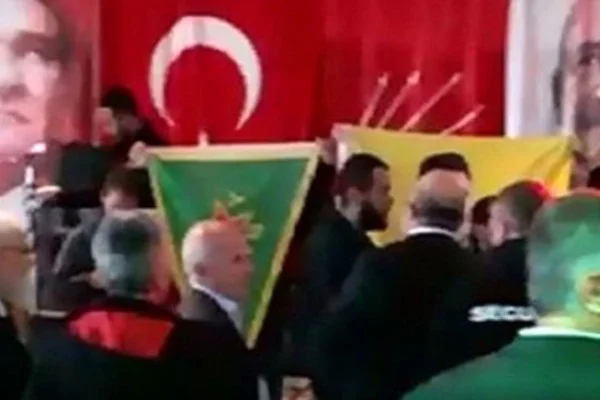 PKK'lılar CHP etkinliğini bastı