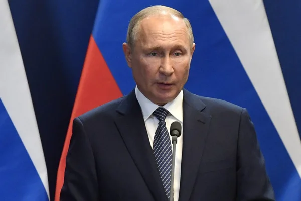 Putin, Wikipedia'nın Rus versiyonunun kurulmasını istedi