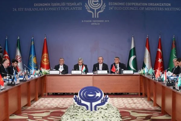 'Suriye'nin zenginlikleri üzerinde hiç kimsenin hakkı yoktur'