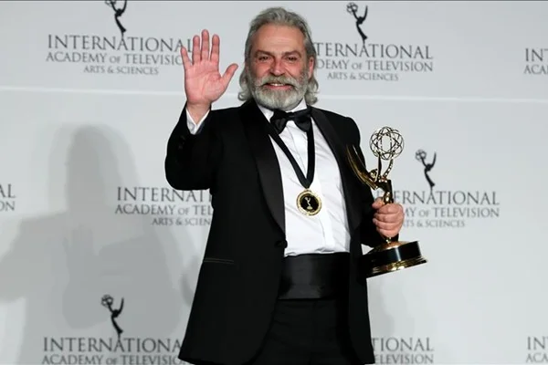 Uluslararası Emmy Ödüllü ilk Türk oyuncu: Haluk Bilginer