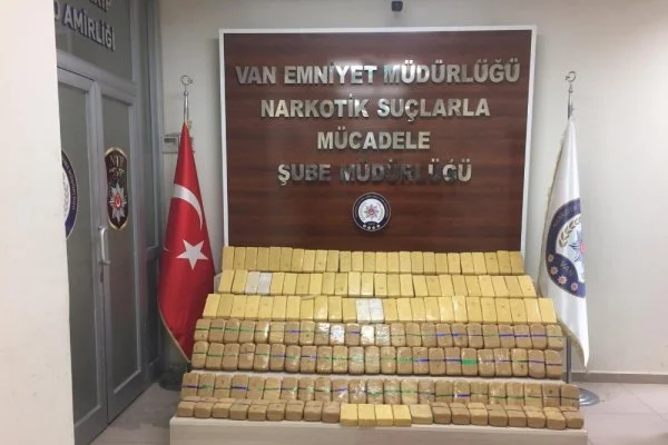 Van'da 85 kilo eroin ele geçirildi