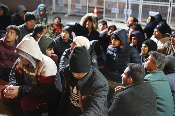 Yunanistan'ın zorla gönderdiği 252 göçmen yakalandı