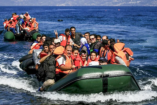 Yunanistan, Türkiye'ye iadeyi kolaylaştıran iltica yasasını onayladı!