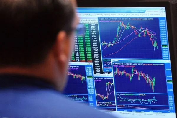 Yurt içi piyasalar cari işlemler verilerine odaklandı