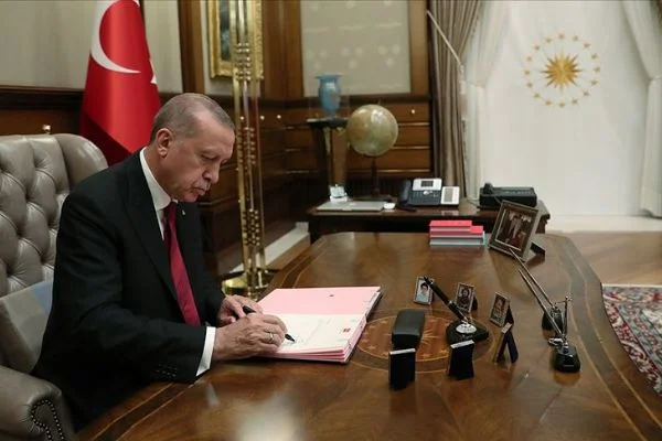 Aile, Çalışma ve Sosyal Hizmetler ile Çevre ve Şehirciliğe bakan yardımcıları atandı