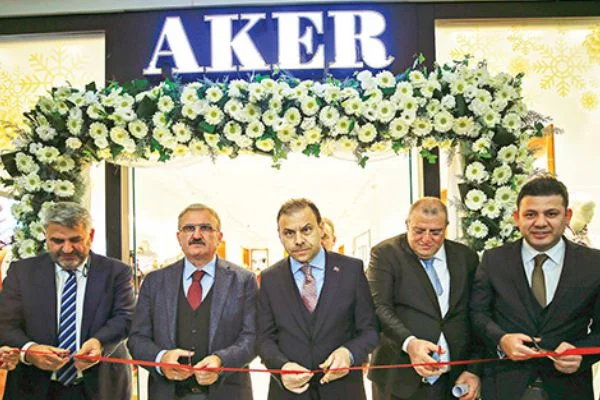 "Aker, kadın giyimin lokomotifi olacak"