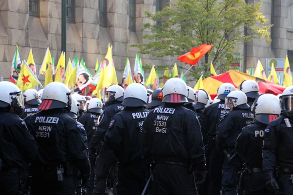 Almanya'da PKK'lı ailelerin çocukları gündemde