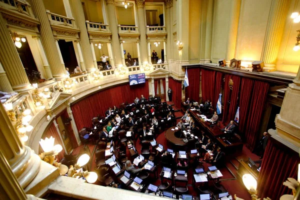 Arjantin'de milletvekilleri 180 gün maaş almayacak