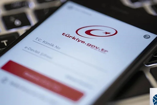 Babasını e-devlet sayesinde buldu