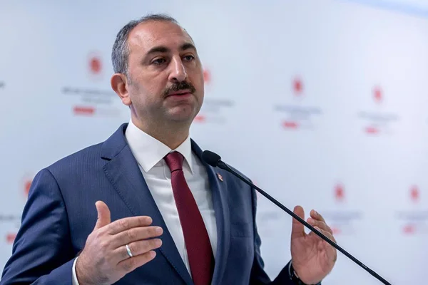 Bakan Gül'den ABD'ye ''Ermeni kararı'' tepkisi