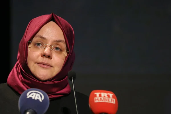 Bakan Selçuk asgari ücret için tarih verdi