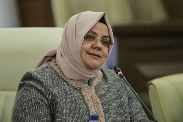 Bakandan engellilere atama müjdesi