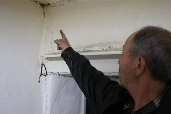 Balıkesir'de 51 artçı sarsıntı kaydedildi