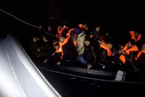 Çanakkale'de 33 kaçak göçmen yakalandı