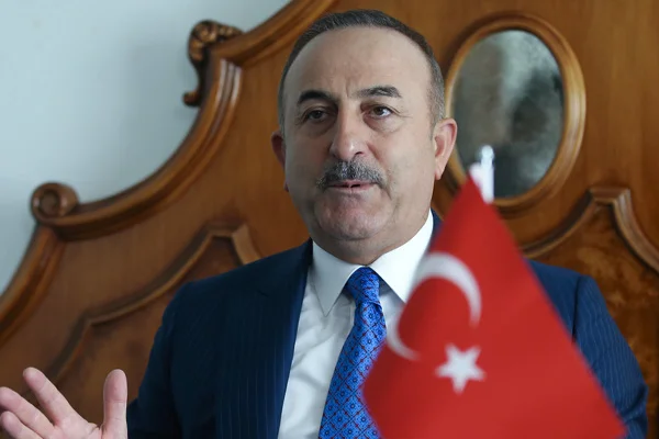 Çavuşoğlu: Libya'ya asker gönderme kararının Meclis'ten geçmesi gerekiyor