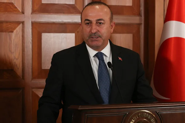 Çavuşoğlu'ndan Ermeni tasarısı tepkisi: Gerçeklerle yüzleşmek istemeyen korkaklar