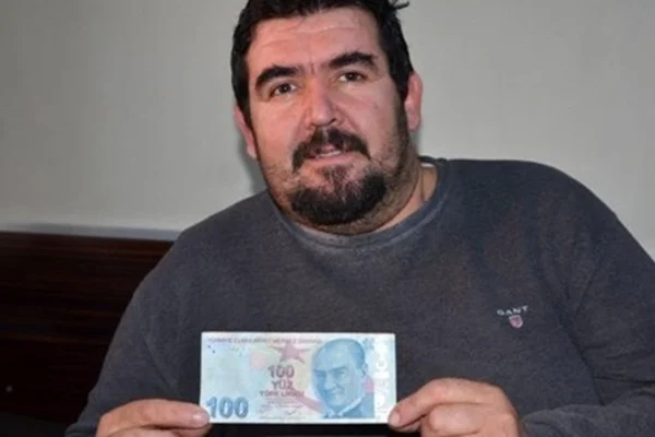 Detayı fark etti, 100 TL'yi 100 bin TL'ye satışa çıkardı