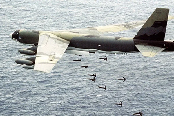 Dünyayı tedirgin eden gelişme! ABD bombardıman uçağı orada görüldü