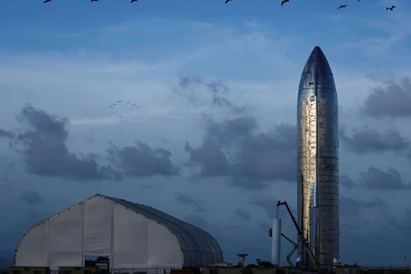 Elon Musk açıkladı: 2-3 ay içinde fırlatabiliriz
