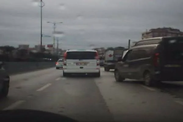 Esenler'de makas kazası