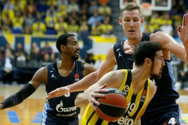 Fenerbahçe Beko sahasında Zenit'e kaybetti