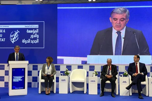 Gül, suskunluğunu Tunus'ta bozdu