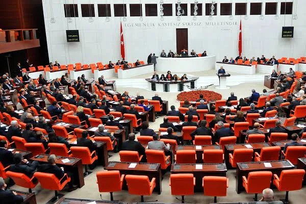 HDP ve Ak Parti arasında 'Neokemalizm' tartışması