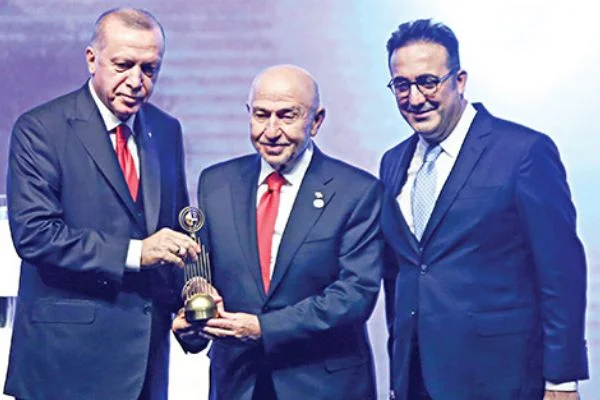 'Hizmet İhracatı 25,8 milyar dolar fazla verdi'