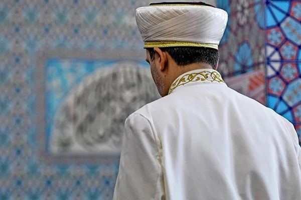 İmamlara Almanca bilme zorunluluğu getirildi
