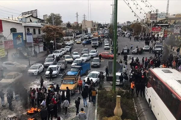 İran'da gösterilerle ilgili 79 kişi gözaltına alındı