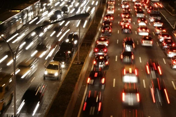 İstanbul'da trafik felç oldu