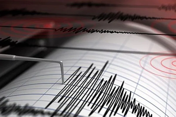 Kırgızistan'da şiddetli deprem
