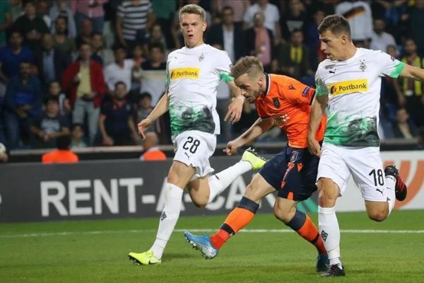 Medipol Başakşehir Borussia Mönchengladbach deplasmanında