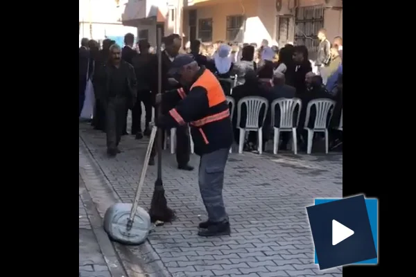 Mersinli temizlik işçisi sosyal medyayı salladı