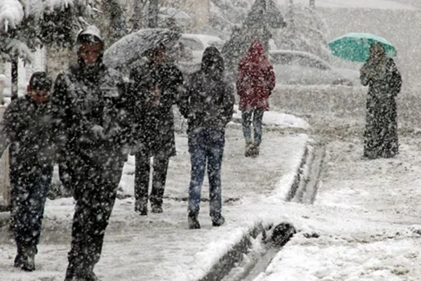 Meteoroloji: Kar ve kuvvetli sağanak geliyor