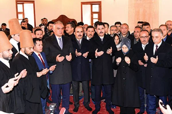 Mevlâna dostları Konya'ya akın ediyor! On binler sevgi ve hoşgörü şehrinde buluşuyor