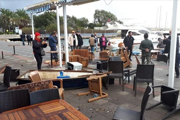 Muğla'da hortum ve sağanak yaşamı olumsuz etkiledi