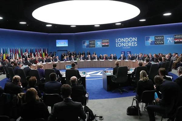 NATO üyesi ülkelerin liderleri, ortak deklarasyon yayımladı