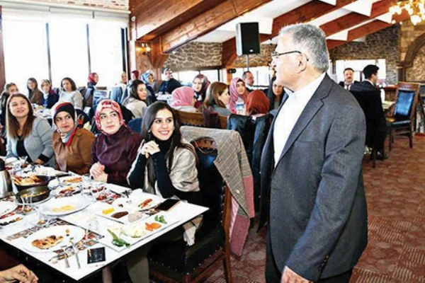 Öğretmenlerimiz başımızın tacı