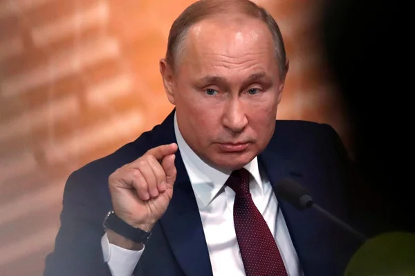 Putin'den Libya açıklaması: Hem Serrac hem Hafter ile görüşüyoruz