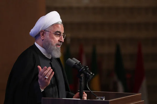 Ruhani: ABD'nin yasa dışı yaptırımları devam etmeyecek