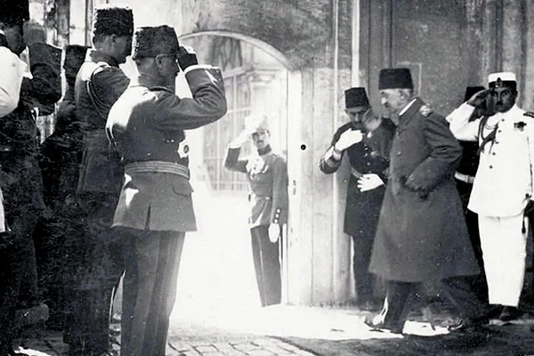 Sultan Vahdettin'in imzaları: Yalan mı, gerçek mi?
