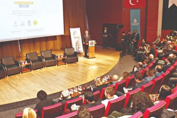 Teknolojiseverler Başakşehir'de buluştu