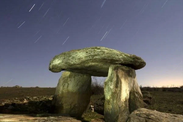 Trakya dolmenlerine Stonehenge benzetmesi