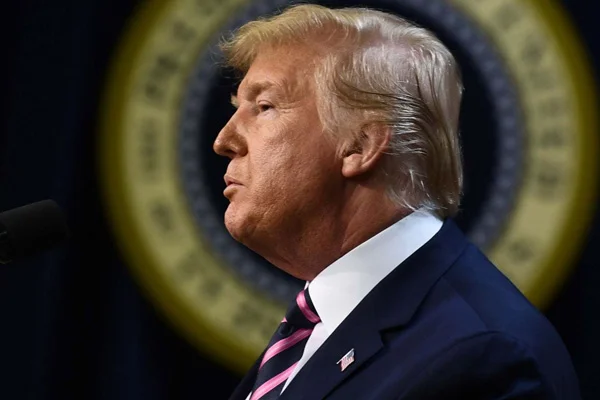 Trump'tan Pelosi'ye azil tepkisi: Demokratların davası öldü