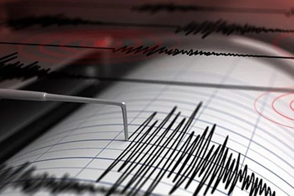 Tunceli'de korkutan deprem